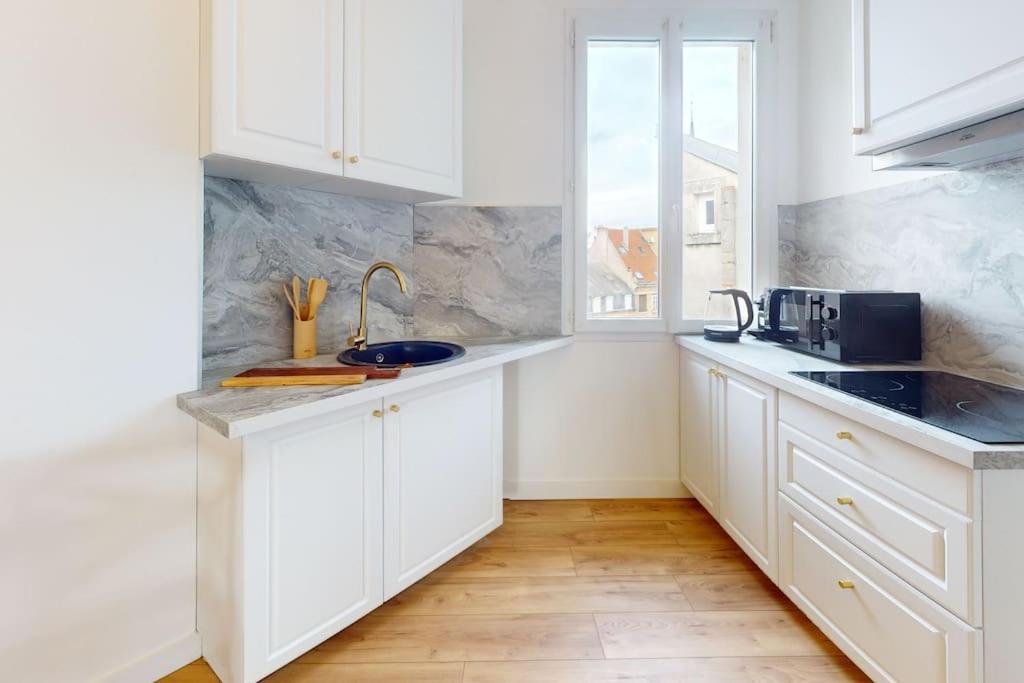 Helsinki, Appartement Atypique Reims Extérieur photo